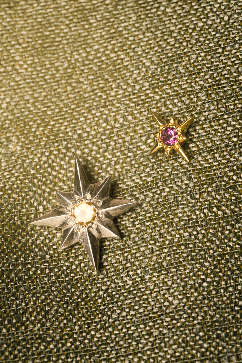 Orecchini piccoli luce ’e notte